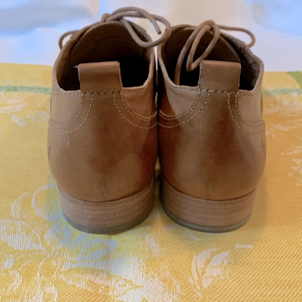 Frye Leather Oxfords woman size 9B-update - Picture 8 of 10